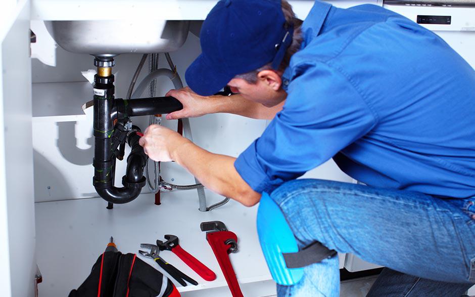 recherche plombier sanitaire Levallois-Perret